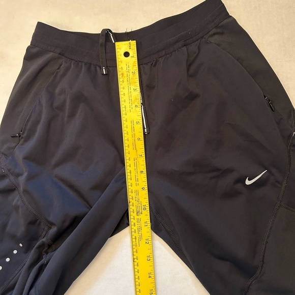 Nike women’s DriFit shield running jogger pants w/zip pockets & ankles Sz-XS X4 - Picture 10 of 12